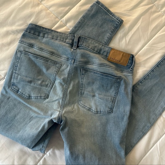Men’s PacSun Light Wash Stacked Skinny Jeans - Picture 2 of 4